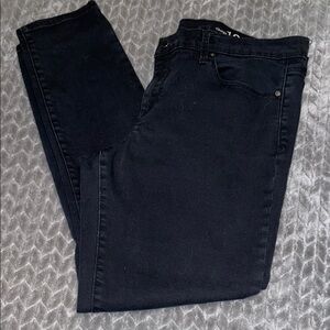 GAP Legging Jeans.  Black.  Size 31S.  Skinny Jeans.  Stretch.